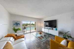 9111 E Bay Harbor Dr #5b, Bay Harbor Islands, FL 33154, Sold 01/31/22