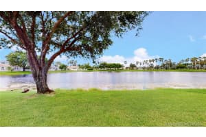 371 NW 156th Ln, Pembroke Pines, FL 33028, Sold 09/17/21