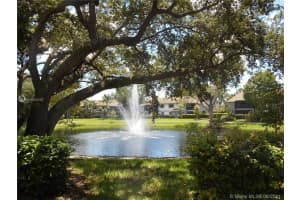 2729 S Oakland Forest Dr, Oakland Park, FL 33309, Sold 01/24/22