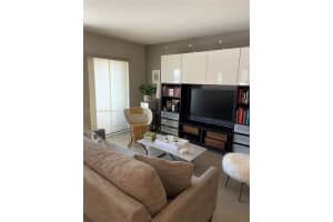 6865 SW 45th Ln, Miami, FL 33155, Sold 10/12/21
