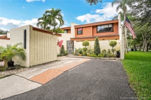 7628 SW 105th Pl, Miami, FL 33173, Sold 09/21/21