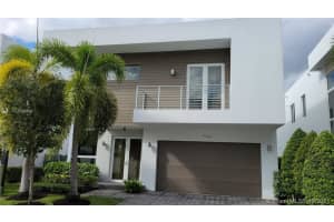 9769 NW 75th Terrace, Doral, FL 33178, Sold 12/17/21