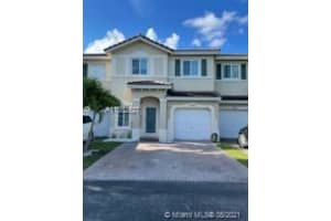 11203 NW 57th Ln, Doral, FL 33178, Sold 09/30/21