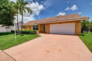 9360 Sun Pointe Dr, Boynton Beach, FL 33437, Sold 10/27/21