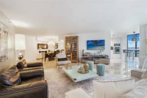 1581 Brickell Ave, Miami, FL 33129, Sold 10/26/21