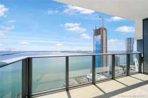460 NE 28th St, Miami, FL 33137, Sold 12/01/21