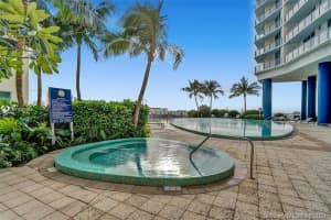 185 SW 7th St 12th floor, Miami, FL 33130, Sold 09/20/21