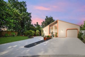 5826 SW 97th Terrace, Cooper City, FL 33328, Sold 09/14/21