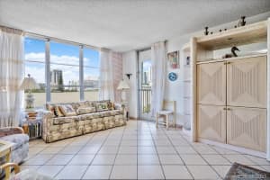 4101 Pine Tree Dr, Miami Beach, FL 33140, Sold 12/08/21