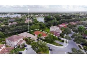 913 Tanglewood Cir, Weston, FL 33327, Sold 10/19/21