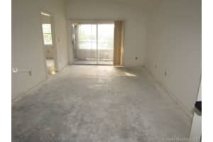 2880 N Oakland Forest Dr, Oakland Park, FL 33309, Sold 09/28/21