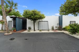 16429 Fox Den Ct, Miami Lakes, FL 33014, Sold 09/14/21