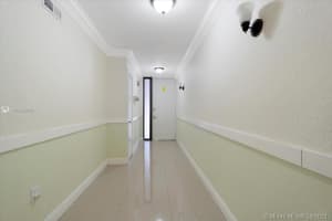 16429 Fox Den Ct, Miami Lakes, FL 33014, Sold 09/14/21