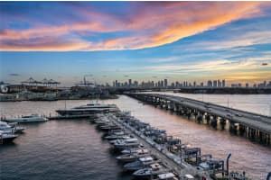 450 Alton Rd, Miami Beach, FL 33139, Sold 12/10/21