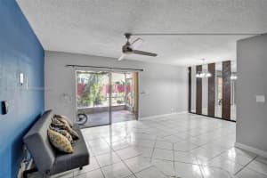 6545 SW 41st Pl, Davie, FL 33314, Sold 12/21/21