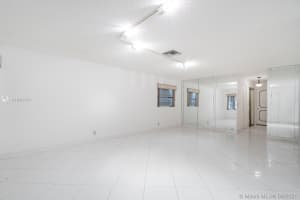 6051 La Palma Ln, Delray Beach, FL 33484, Sold 09/17/21