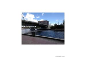 185 SW 7th St 12th floor, Miami, FL 33130, Sold 09/29/21