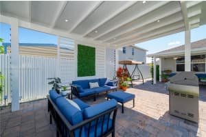 27544 SW 133rd Path, Naranja, FL 33032, Sold 02/25/22