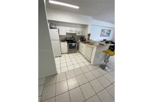 5077 NW 7th St, Miami, FL 33126, Sold 01/12/22