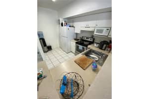 5077 NW 7th St, Miami, FL 33126, Sold 01/12/22
