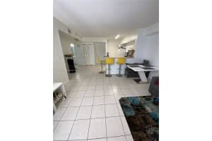5077 NW 7th St, Miami, FL 33126, Sold 01/12/22
