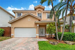 11061 NW 72nd Terrace, Doral, FL 33178, Sold 04/13/22