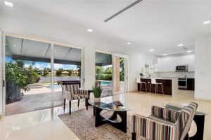 11061 NW 72nd Terrace, Doral, FL 33178, Sold 04/13/22