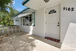 5162 Michael Dr, West Palm Beach, FL 33417, Sold 10/14/21