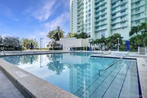 1800 N Bayshore Dr, Miami, FL 33132, Sold 10/18/21