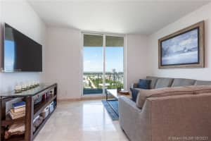 315 NE 3rd Ave, Fort Lauderdale, FL 33301, Sold 10/14/21
