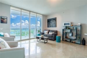 7900 Harbor Island Dr, North Bay Village, FL 33141, Sold 10/29/21