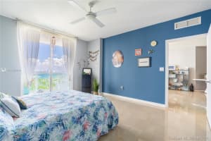 7900 Harbor Island Dr, North Bay Village, FL 33141, Sold 10/29/21