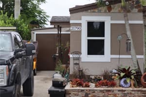 21790 NW 7th Ct, Pembroke Pines, FL 33029, Sold 11/12/21