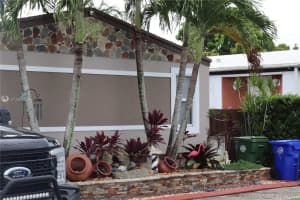 21790 NW 7th Ct, Pembroke Pines, FL 33029, Sold 11/12/21