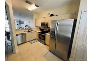 5470 NW 107th Ave, Doral, FL 33178, Sold 10/05/21