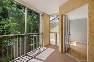 2607 NW 33rd St, Oakland Park, FL 33309, Sold 09/15/21