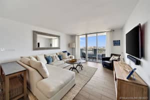 90 Alton Rd, Miami Beach, FL 33139, Sold 11/04/21