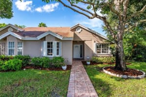 11170 SW 11th Pl, Davie, FL 33324, Sold 09/30/21