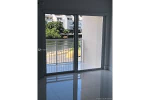 400 Kings Point Dr, Sunny Isles Beach, FL 33160, Sold 09/21/21