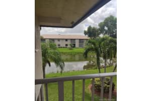 5550 Lakeside Dr, Margate, FL 33063, Sold 11/03/21