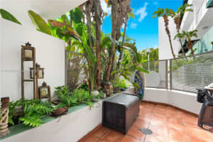 828 3rd St, Miami Beach, FL 33139, Sold 10/25/21