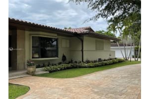 5520 SW 84th Terrace, Miami, FL 33143, Sold 12/10/21
