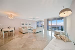 2711 S Ocean Dr, Hollywood, FL 33019, Sold 11/29/21