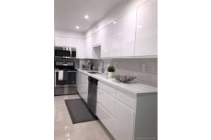 10350 W Bay Harbor Dr #9k, Miami Beach, FL 33154, Sold 10/13/21