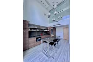 350 S Miami Ave, Miami, FL 33130, Sold 01/03/22