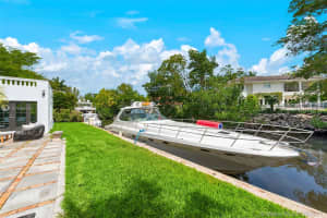 155 Cocoplum Rd, Coral Gables, FL 33143, Sold 04/11/22
