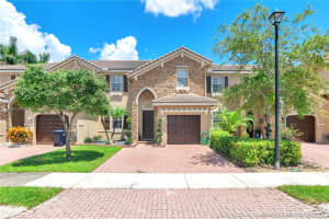 885 SW 152nd Ct, Miami, FL 33194, Sold 09/27/21