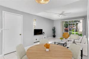 891 Sevilla Cir, Weston, FL 33326, Sold 09/10/21