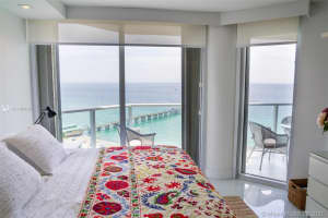 16445 Collins Ave, Sunny Isles Beach, FL 33160, Sold 10/19/21