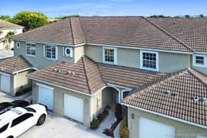 12127 SW 5th Ct, Pembroke Pines, FL 33025, Sold 09/29/21